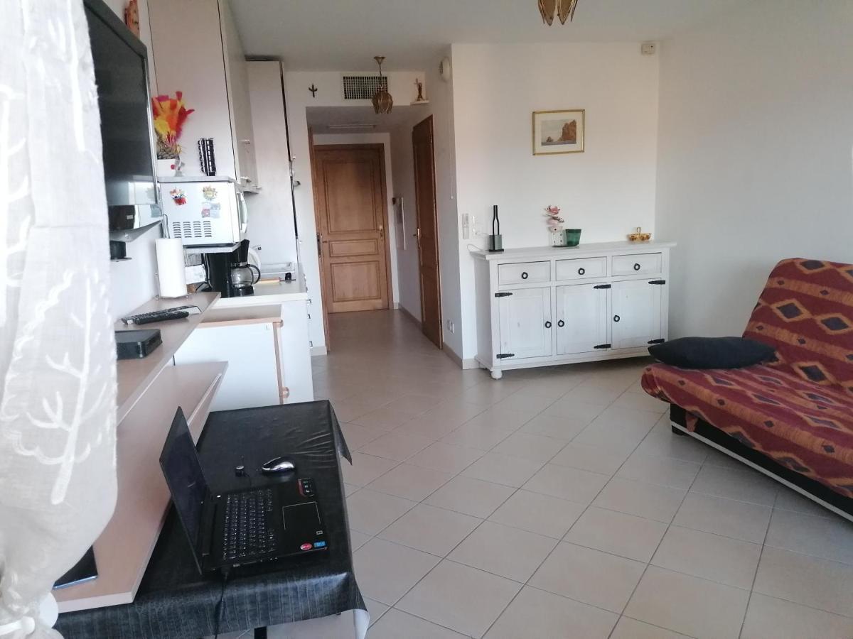 Appartement Résidence Les Eucalyptus LʼÎle-Rousse Esterno foto